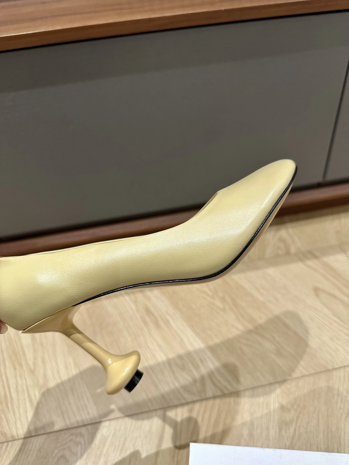 COCO-- 8o5w5 L814S01X64-8803 Calfskin sheepskin Heel height：8.5CM item:E-X000C2012